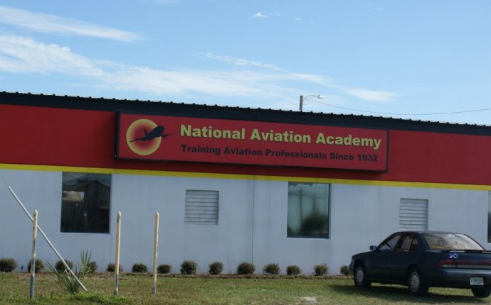 Qwilleran National Aviation