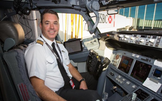 Qantas Captain Matthew Hicks