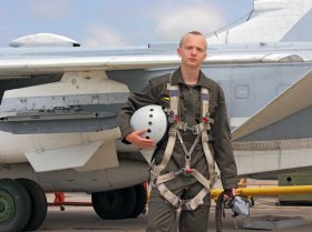 Air Force to allow average looking, uncool people to become fighter pilots