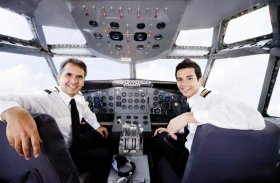 Confessions of a private jet pilot: Training to become a pilot